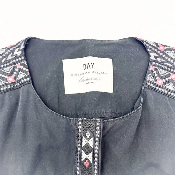 Day Birger Et Mikkelsen Black Denim Jacket Embroidered Pattern Size 42 XL - Picture 3 of 6